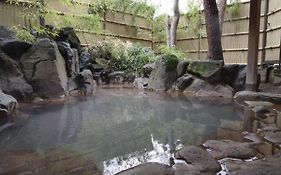 Nozaru Onsen Hostel